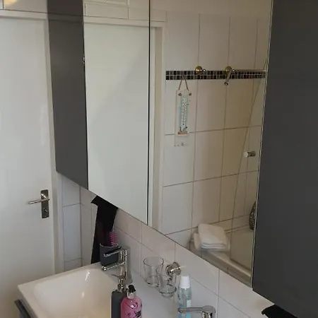 Beliebte Unterkunft 60Qm In Neuss Zwischen Duesseldorf & Koeln Exterior photo