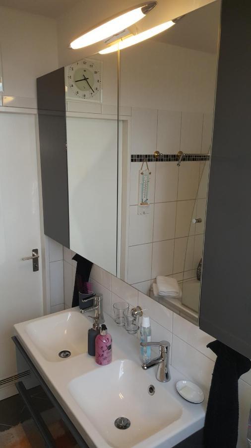 Beliebte 60qm In Zwischen Duesseldorf & Koeln Apartment Neuss